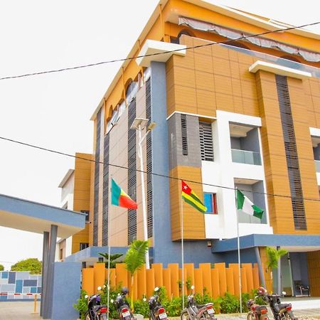 Hotel La Casa Cielo Cotonou Exteriör bild