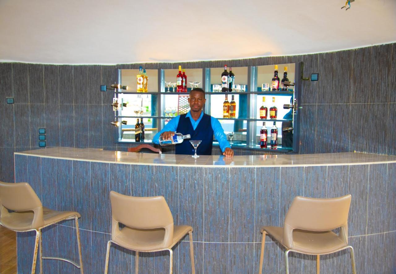 Hotel La Casa Cielo Cotonou Exteriör bild